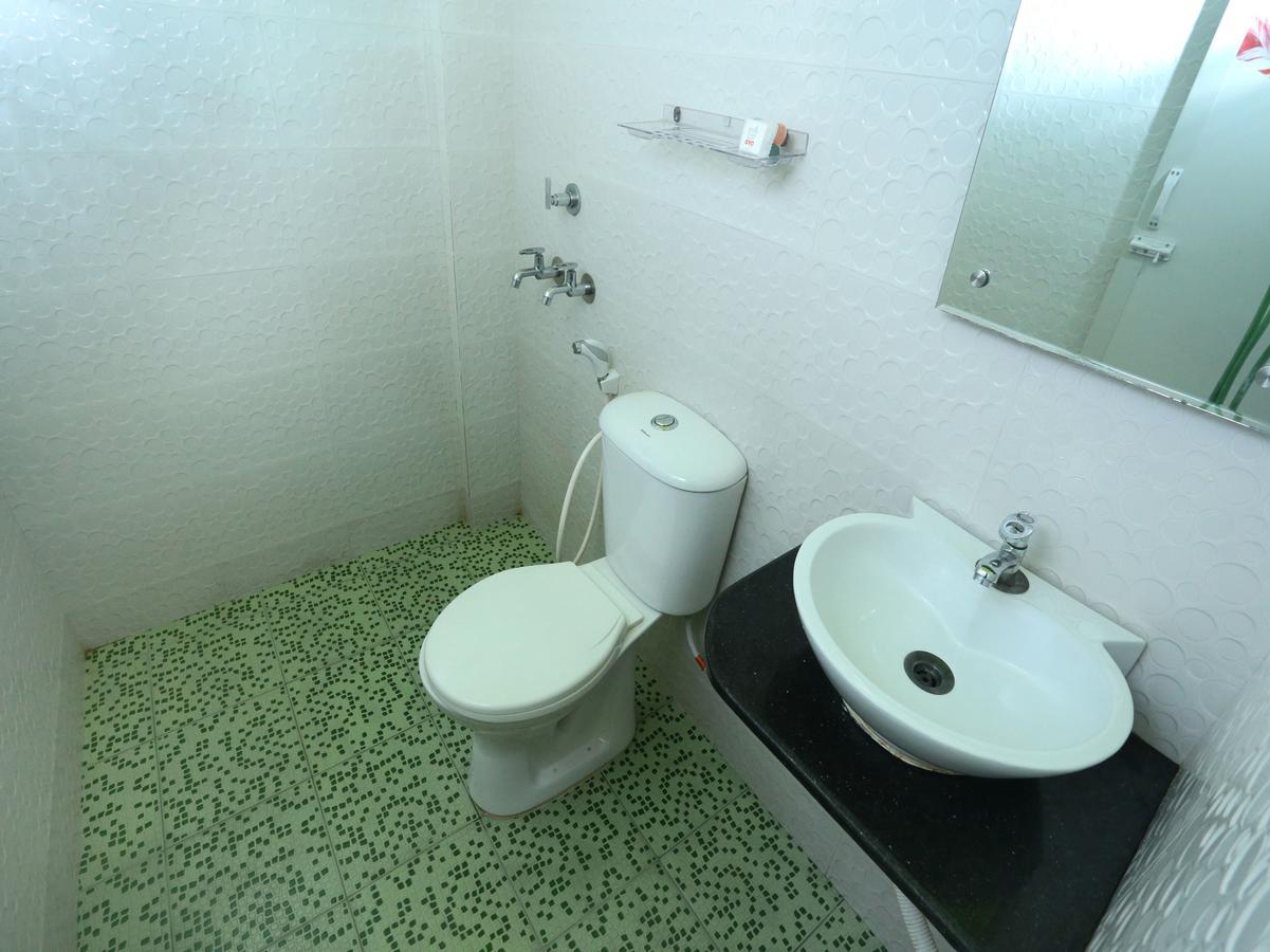 Hotel Oyo 9557 Near Kims Hospital Thiruvananthapuram Zewnętrze zdjęcie