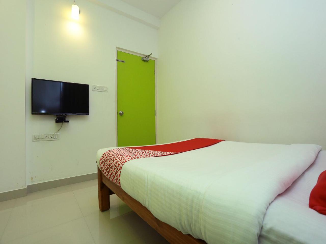 Hotel Oyo 9557 Near Kims Hospital Thiruvananthapuram Zewnętrze zdjęcie