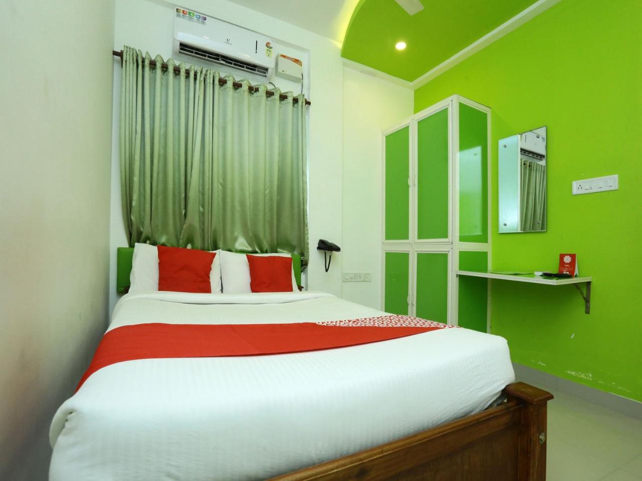 Hotel Oyo 9557 Near Kims Hospital Thiruvananthapuram Zewnętrze zdjęcie