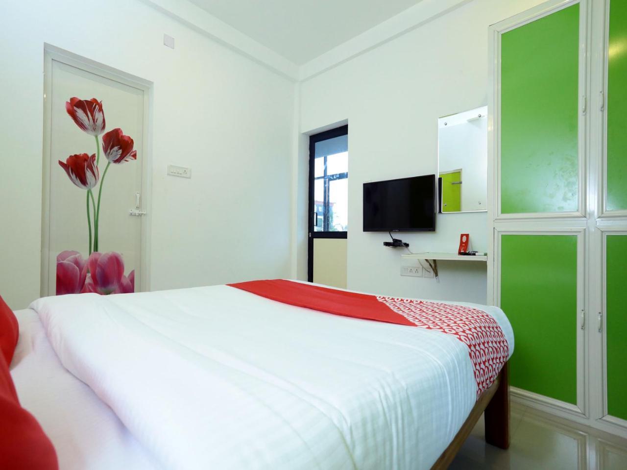 Hotel Oyo 9557 Near Kims Hospital Thiruvananthapuram Zewnętrze zdjęcie