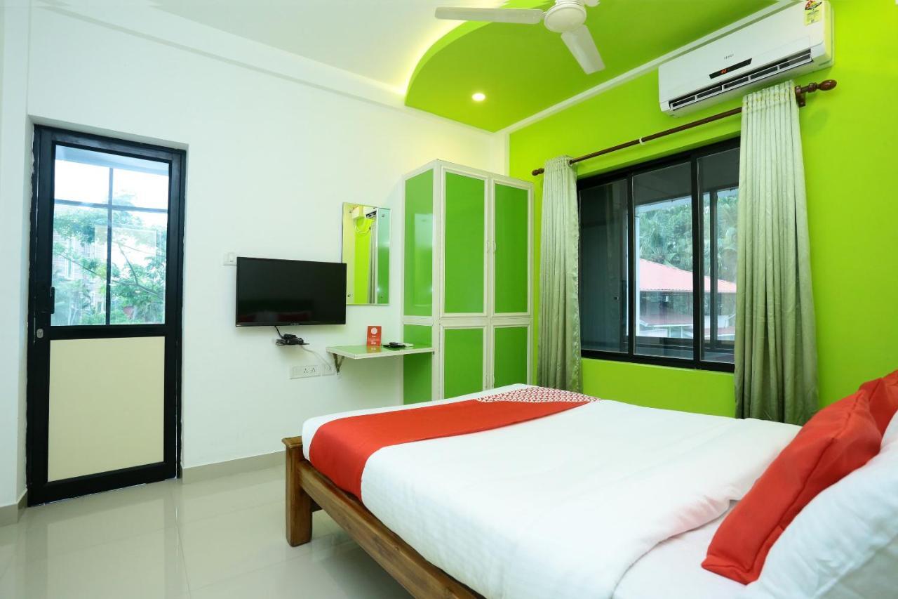 Hotel Oyo 9557 Near Kims Hospital Thiruvananthapuram Zewnętrze zdjęcie