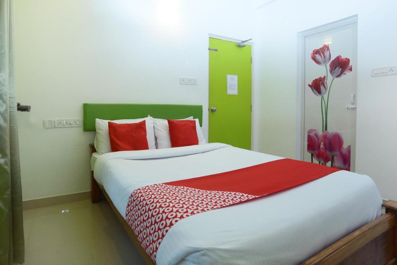 Hotel Oyo 9557 Near Kims Hospital Thiruvananthapuram Zewnętrze zdjęcie